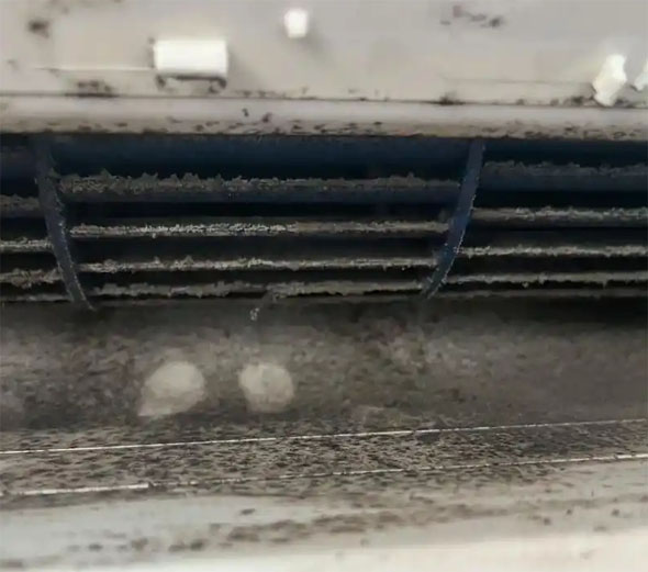 无锡市空调吹的风有股烧焦味是怎么回事